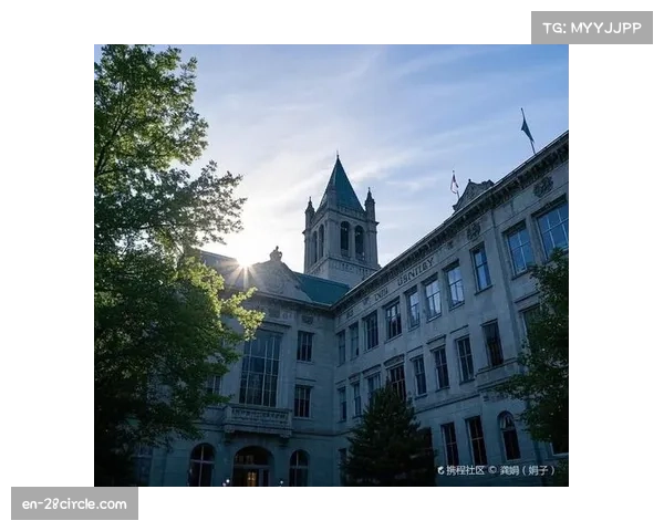 淡厚然积极融入球队体系 西雅图大学前景可期